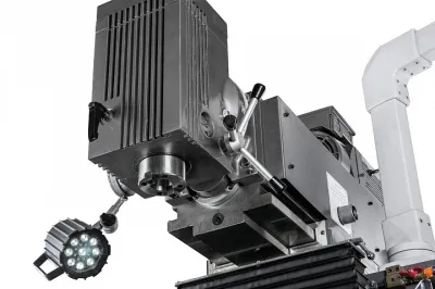 Фото JET JUTM-1834 Servo DRO Универсальный фрезерный станок в интернет-магазине ToolHaus.ru